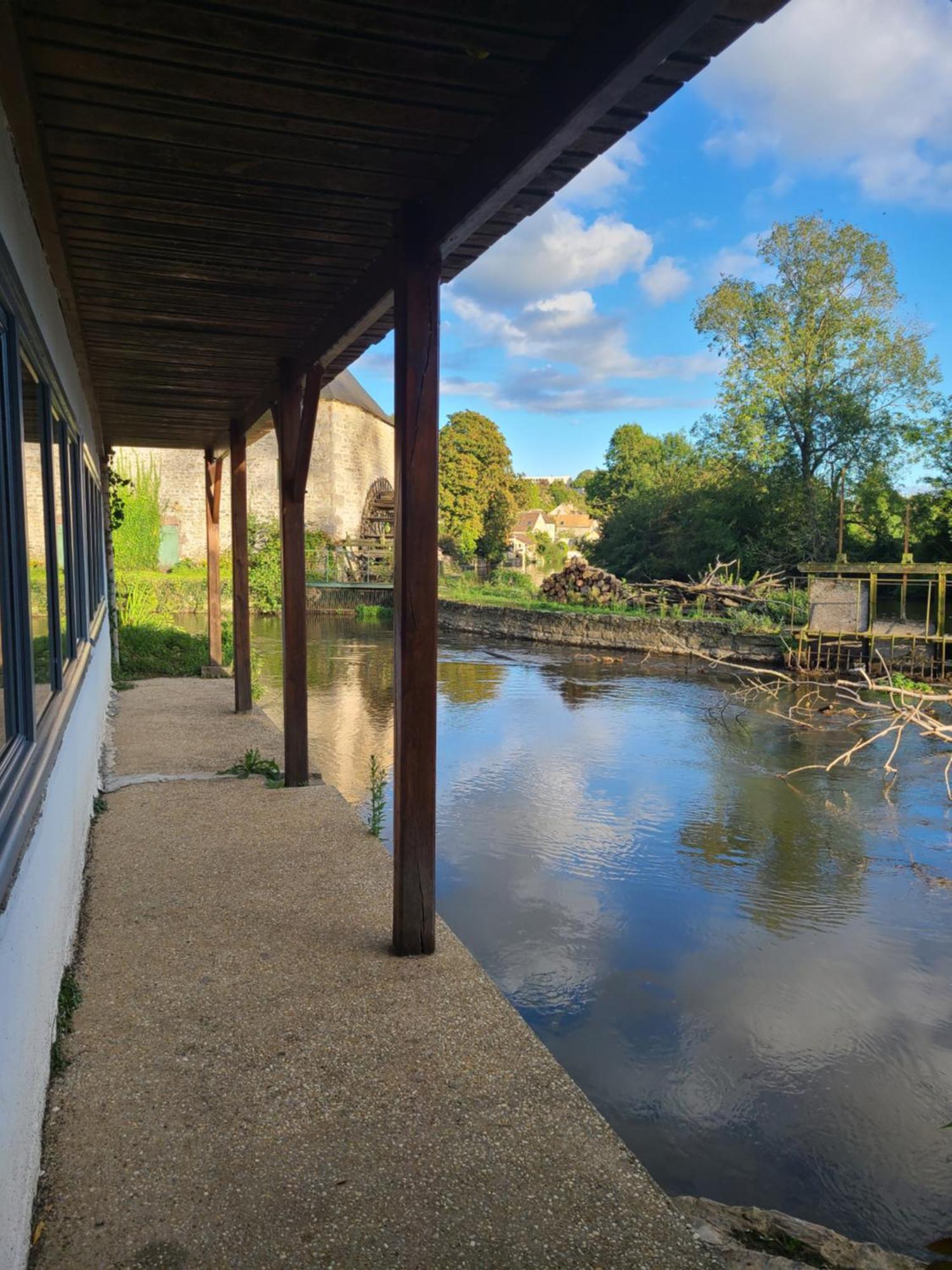 Maison Avec Jardin En Bord De Riviere Villa Fresnay-sur-Sarthe Eksteriør bilde