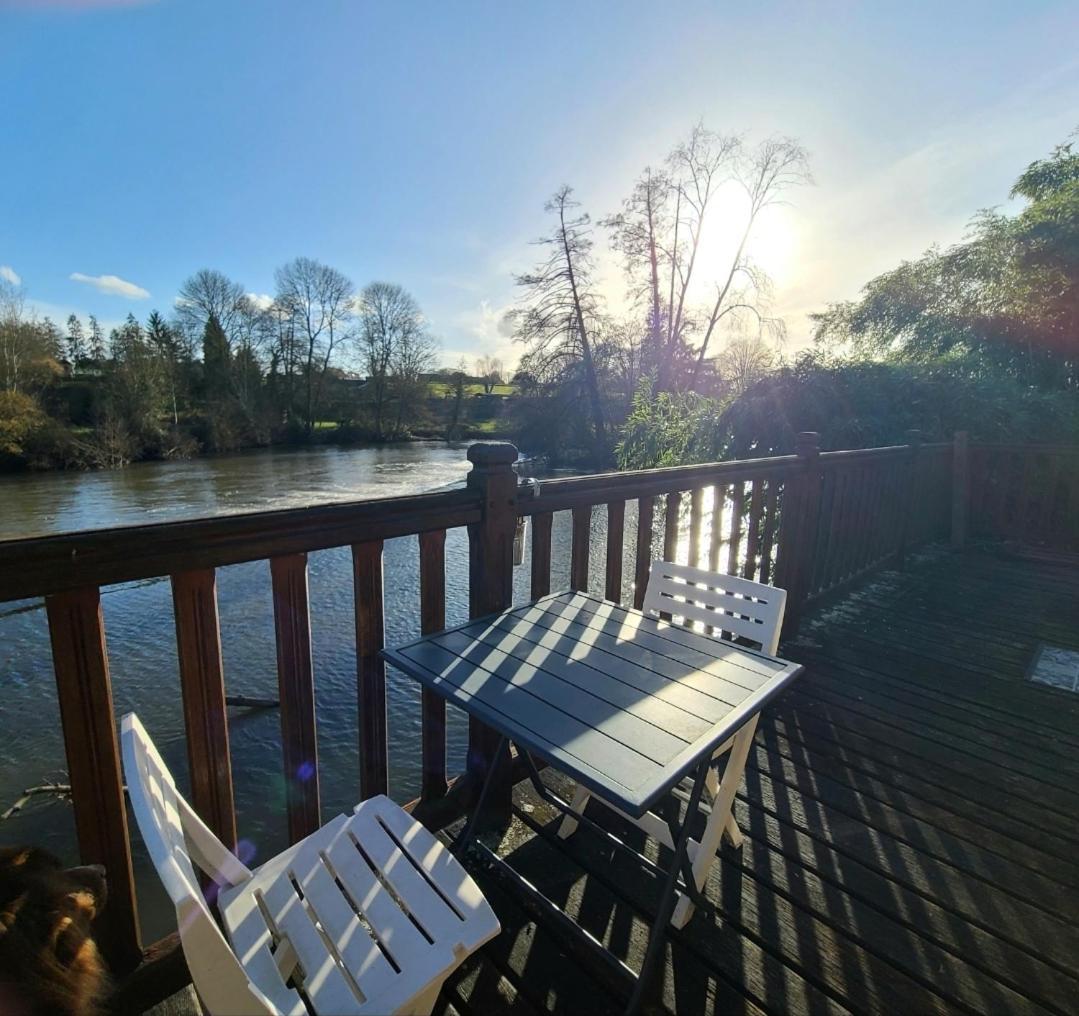 Maison Avec Jardin En Bord De Riviere Villa Fresnay-sur-Sarthe Eksteriør bilde